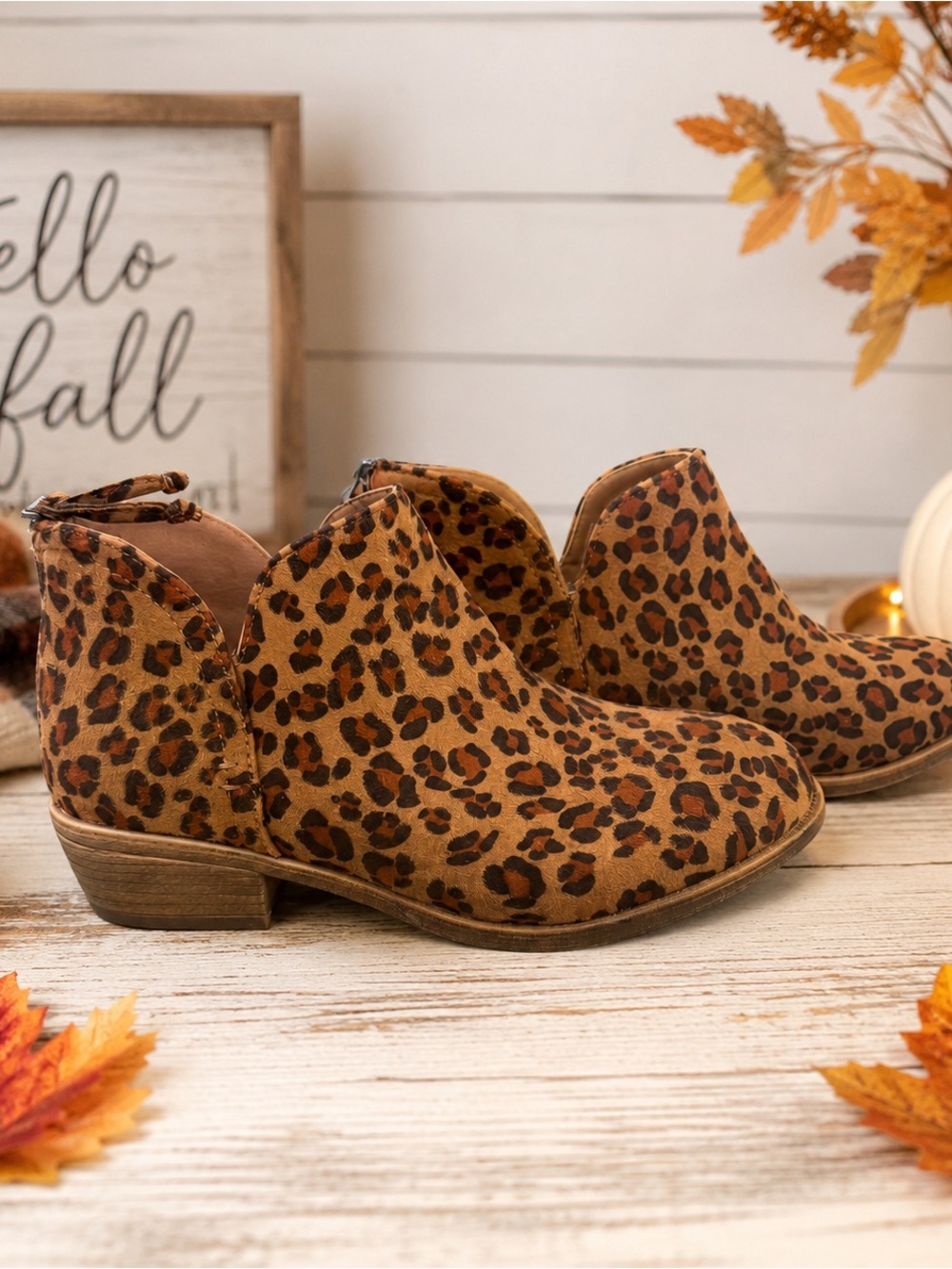 Women’s Size 6 Journee Collection Livvy Leopard Ankle Booties – Fall Shoes